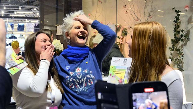 Glatt möte när Corazza Bildt besökte unga företagare på Kupolen Glatt möte när Corazza Bildt besökte unga företagare på Kupolen