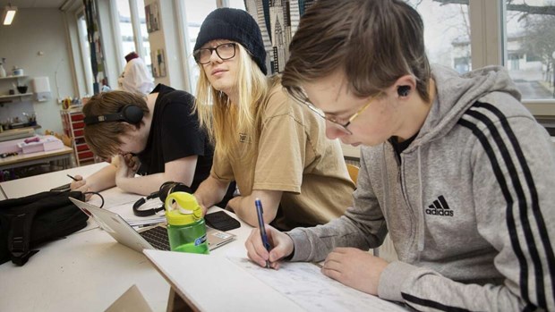Estetprogrammet blir kvar Estetprogrammet blir kvar