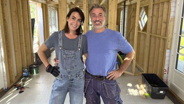 Kändisparets husbygge ska filmas