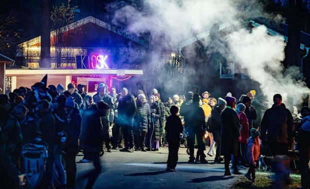 Rekordmånga ville bli skrämda i Sifferbo