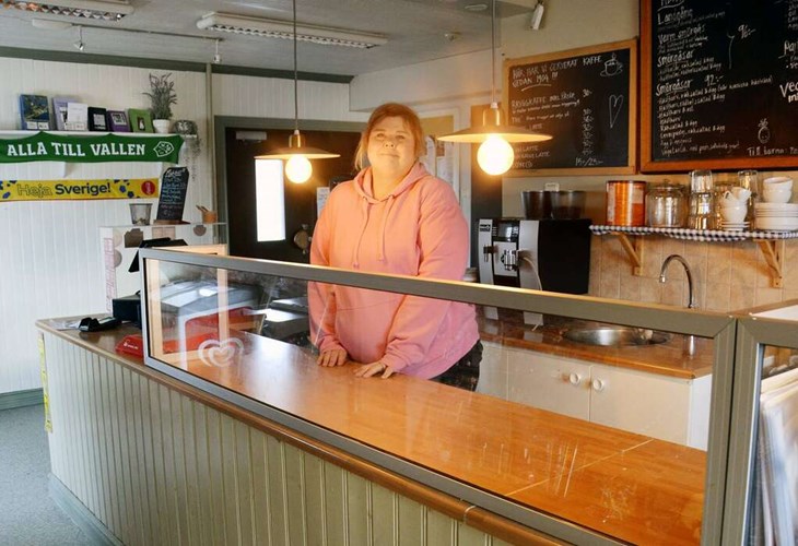 Nu är disken tom efter Sara Olssons drygt 20-åriga epok. Efter renovering står en ny ägare här. "Jag tror det blir bra", säger Sara. Foto: Karin Diffner