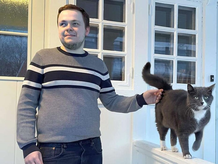 Robert Frykberg nekades hjälp när han mådde som sämst. Efter att ha tagit sina sista sparpengar och lagt dem på ett privat vårdalternativ mår han idag mycket bättre. "Det är fel att vården ska vara en klassfråga", säger han. Foto: Katharina Berglund