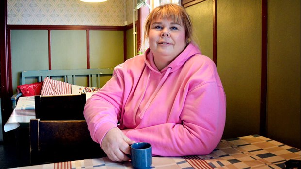 Sara säljer caféet – med blandade känslor