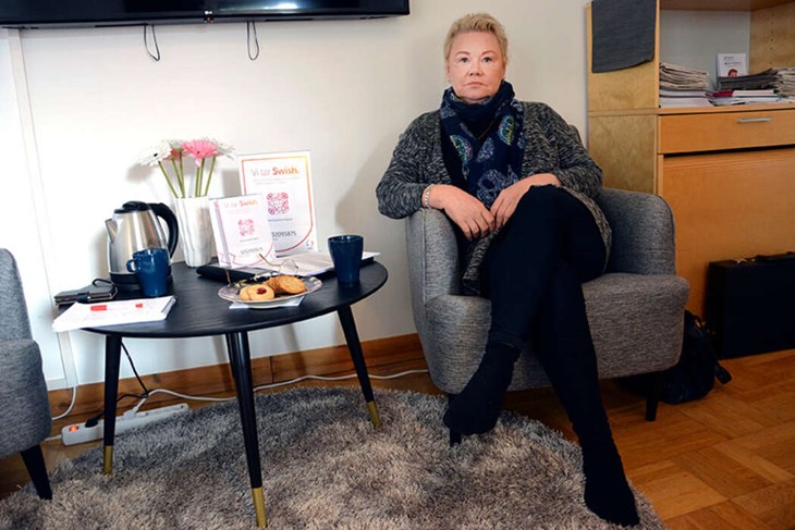 Ann-Sofie Rebermark understryker Kvinnojourens betydelse i kommunen. Nu väntar en nedläggning. Foto: Pär Sönnert
