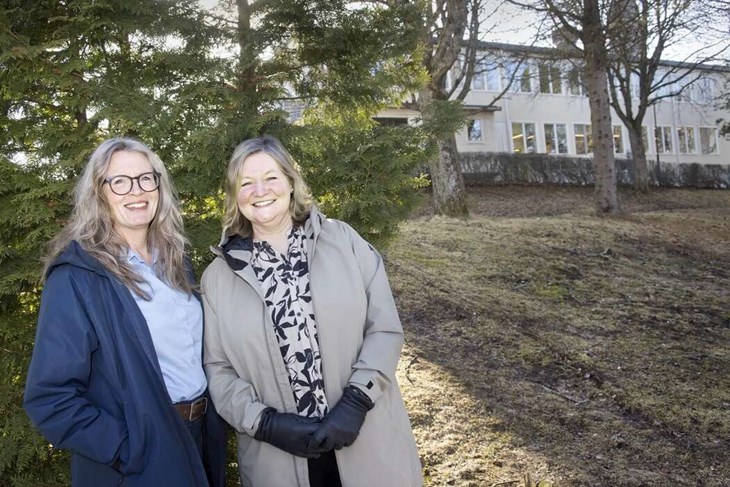 Planen är att konceptet "förstärkning på program" ska vara i gång till hösten. Projektledare Susanne Notes tillsammans med Susanne Axelsson som är verksamhetschef på VBU:s elevhälsa. Foto: Sara Flodin