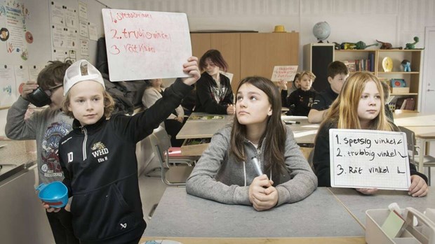Håksbergs femma tävlar i radion