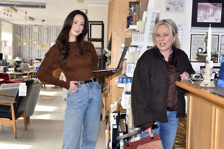Nu lanserar inredaren Malin Kättström och vd:n vid Östbergs möbler; Maria Malmqvist, en ny inredningstjänst som de båda tror starkt på. Foto: Katharina Berglund