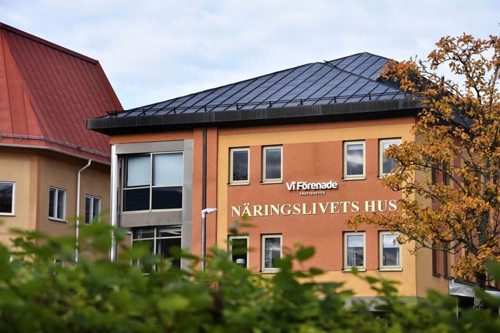 "Det är helt enkelt 'mycket pang för pengarna', väldigt konkret", säger Lisa om en verksamhet med nära till verkligheten utanför kontorsfönstret i Näringslivets hus. Foto: Sonny Jonasson