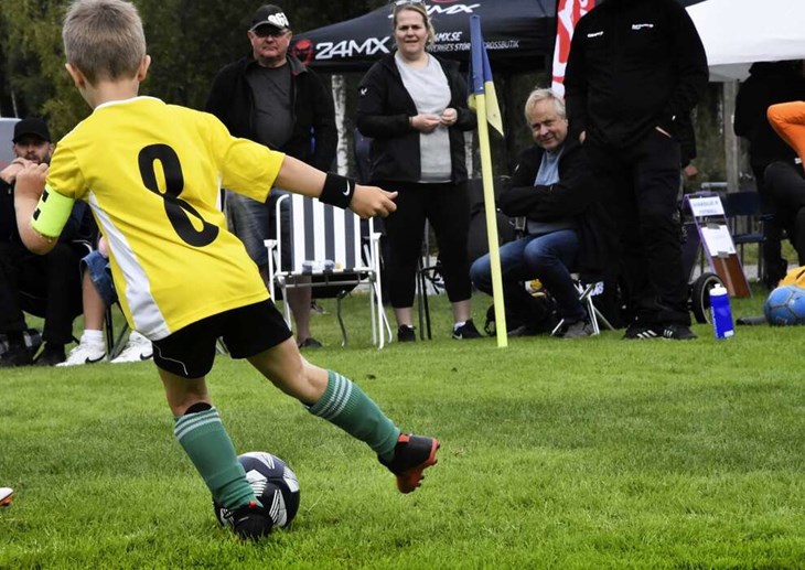 "Vi har drygt 48 timmar på oss, och då ska vi ge alla spelare goda möjligheter att maximera fotbollsglädjen", säger sommarcupens projektledare Patrik Andersson om kärnan i det stora arrangemanget. Foto: Sonny Jonasson/Arkiv