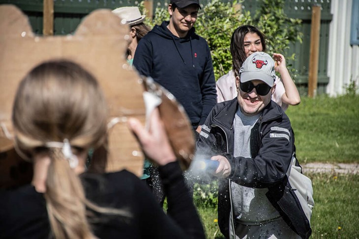 "Vattna djuren", här gällde det att pricka full poäng. Foto: Christian Larsen