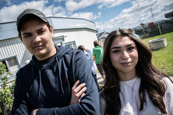 Kazal och Johan tar studenten nästa år och båda vill ut i arbete, även om Kazal funderar på att studerade vidare direkt. Foto: Christian Larsen