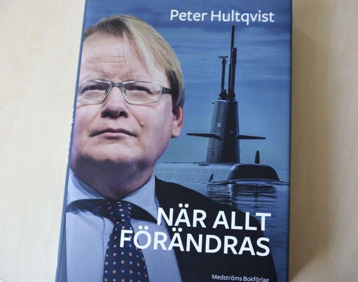 Nya boken av Peter Hultqvist har titeln ”När allt förändras”. Foto: Maria Karlsson