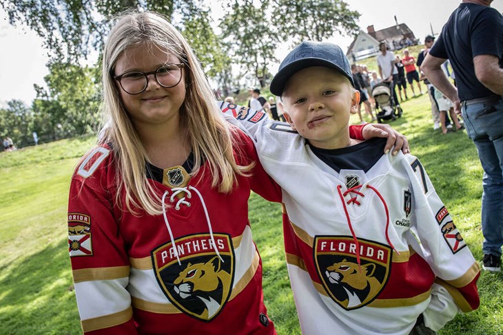 Julia och Ludvig Forsberg skulle träffa idolen Boqvist. Foto: Christian Larsen
