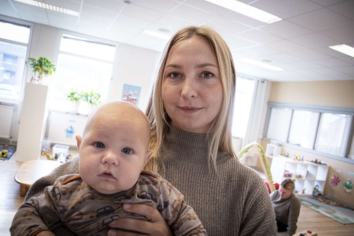 Alva Jonsson och Bosse var med på premiärdagen. Foto: Christian Larsen