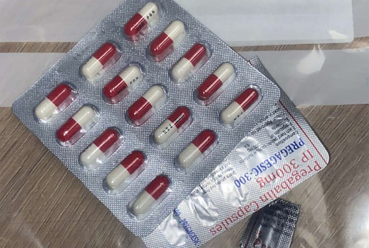 Pregabalin, känt som Lyrica. En allvarlig biverkning är en viss ökad självmordsrisk. Läkemedlet har inget direkt samband med artikeln. Foto: Polisen