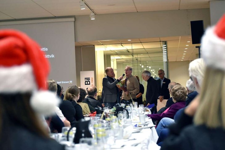 Tomteluvorna i publiken skvallrade att det lackar mot jul. Foto: Pär Sönnert
