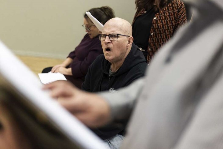 Christer Halfvarsson är en av de medverkande i Borlängerevyn, som har premiär på nyårsaftonen på Maximteatern. Foto: Henrik Hansson