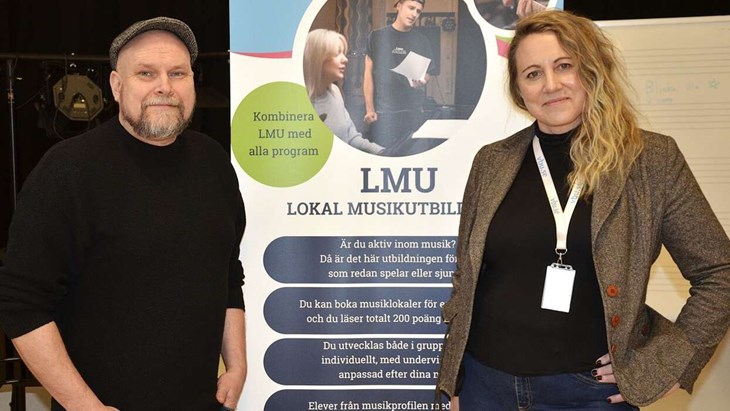 Louise Norström är arbetsledare och Mikael Higberg är ansvarig för nya utbildningen, som kan kombineras med alla gymnasieprogram i Ludvika, Grängesberg och Smedjebacken. Foto: Maria Karlsson