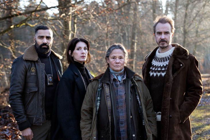Film i Dalarna är med och samproducerar kriminaldramat Riksmord, som spelas in i Borlänge under maj och juni. Övriga inspelningsplatser blir i Skåne och Norrbotten. I huvudrollerna i tv-serien ses, från vänster: Alexander Abdallah, Nina Zanjani, Pernilla August och Jonas Karlsson. Foto: Særún Hrafnkelsdóttir Norén