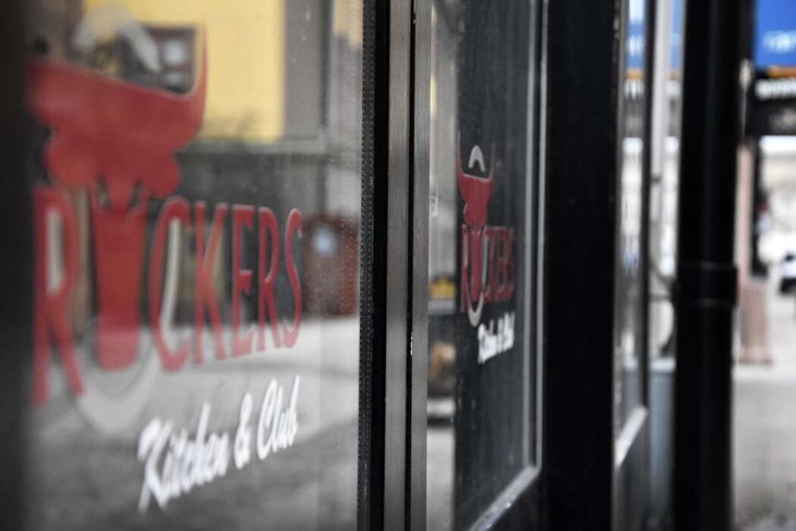 Falu centrum får om några månader ett nytillskott på Åsgatan när en fritidsbank etableras i den stora lokal som senast agerade hemvist för Rockers Kitchen & Club. Foto: Sonny Jonasson