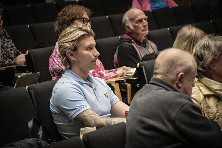 Mikael Gråbo (M) var ifrågasättande gällande den ekonomiska kalkylen för den framtida driftkostnaden. Något konkret svar fick han inte från majoriteten mer än att det blir en fråga längre fram. Foto: Christian Larsen