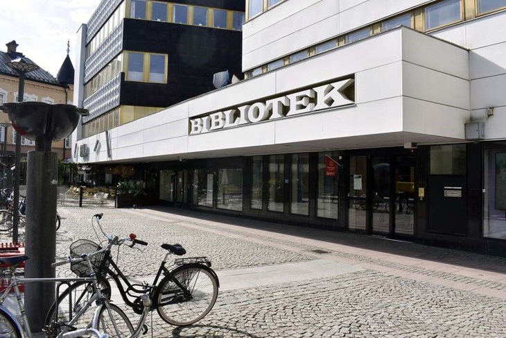 Det har varit oklart om biblioteket skulle flytta Sveatorget, men nu föreslås att det blir kvar och får en rejäl ombyggnation. Foto: Pär Sönnert