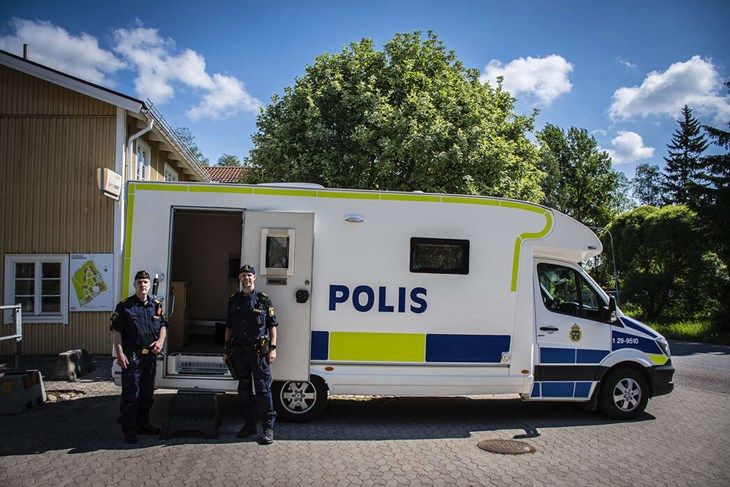 Under fyra timmar per dag fanns polisen på plats i Garpenberg. Foto: Christian Larsen