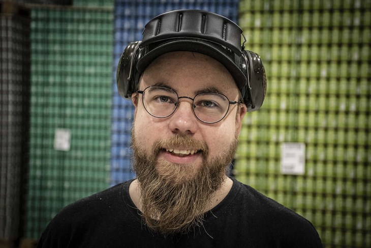 Joakim Forslund från Falun beskriver ett genuint bryggintresse och utbildar sig i  dag till bryggeritekniker i Ludvika. Foto: Christian Larsen