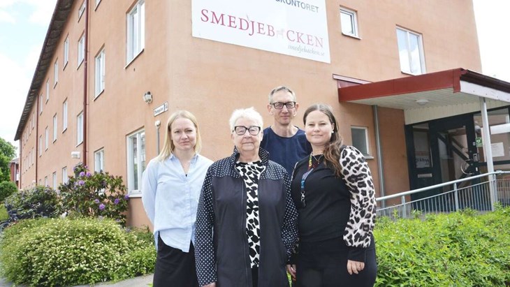 Jennie Sanfridsson, biträdande miljö- och byggchef, Lena Ludvigsson-Olafsen (S), ordförande miljö- och byggnadsnämnden, Kalle Johansson (S) vice ordförande miljö- och byggnadsnämnden, och Gunilla Skoog, miljö- och byggchef. Foto: Maria Karlsson