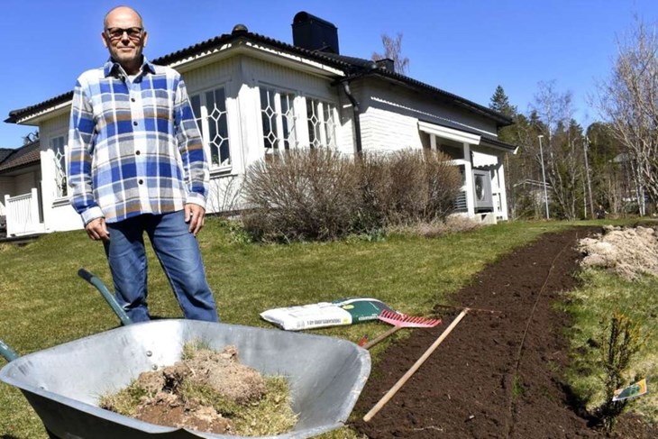 På fritiden är Christer Eriksson engagerad i Säter Triathlon och så gillar han att påta i trädgården. Foto: Pär Sönnert