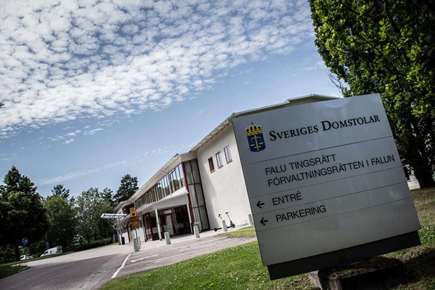 Langare åtalas