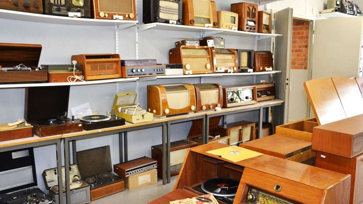 Radio- och grammofonavdelningen. Maria Karlsson