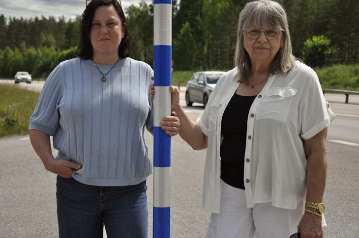 "Vi vill ju att det ska funka för de som bor här lokalt. Både för företag och för privatpersoner", säger Pernilla Eklund och Iris Johansson. Foto: Lisa Björklund