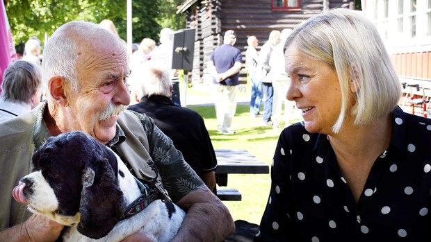 Nisse fick en egen pratstund med Magda Nisse fick en egen pratstund med Magda