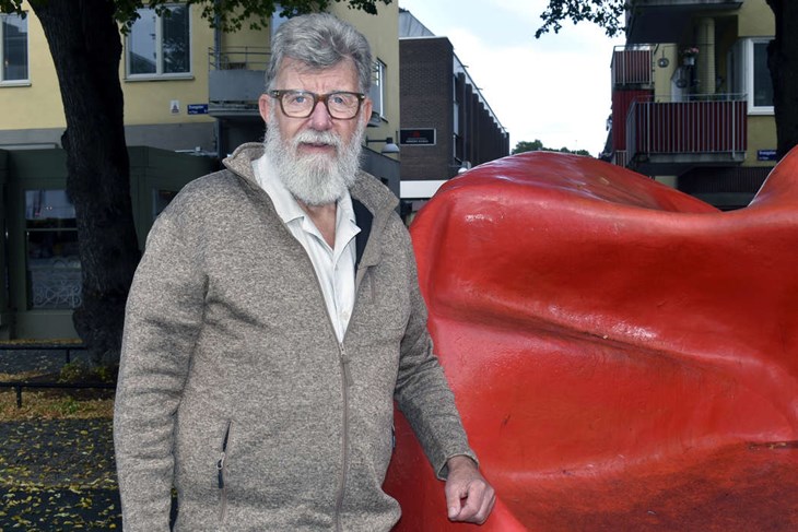 Tidigare har Bo Gunnar Karlsson, tillsammans med fotografen Henrik Hansson, gett ut två böcker om Revyresan. "Sida vid Sida" blir hans första egenskrivna bok. Foto: Pär Sönnert