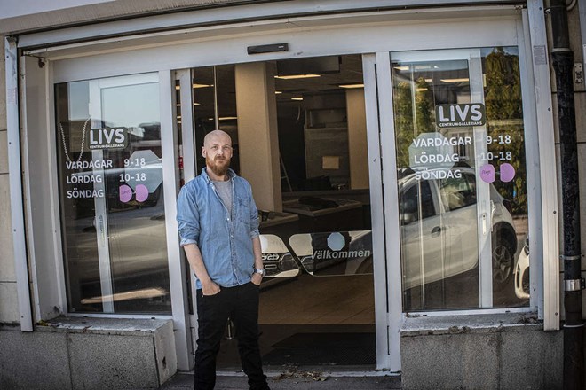 Här öppnar Marcus dygnetruntbutik