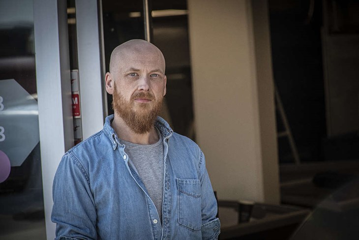 De närmaste butikerna finns i dag i Nusnäs och Ställdalen. Marcus medger att han redan nu funderar på nästa etablering. Foto: Christian Larsen