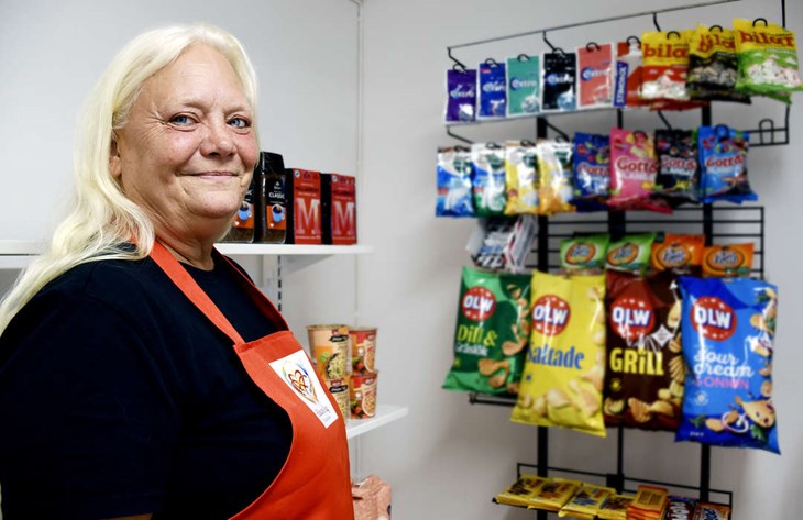 "Jag hoppas att det här kan bli en mötesplats och att de som kommer hit hittar något att köpa eller bara träffas för en kopp kaffe", säger Regina.