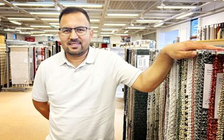 Ezat tar över anrik butik