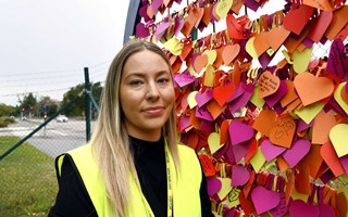 Prisas för sina hjärtefrågor