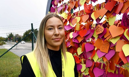 Prisas för sina hjärtefrågor