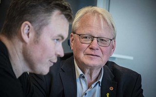 Hultqvist (S) på Hedemoraturné – praktiserade på mataffären
