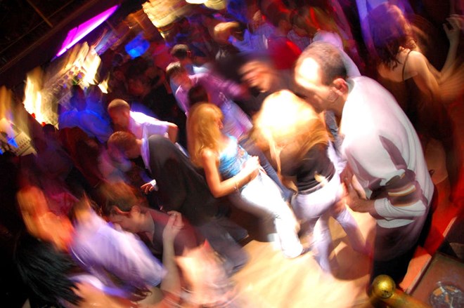 Rotary har träffar med disco