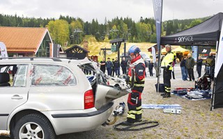 Moderna räddningsmetoder visades upp på mässan