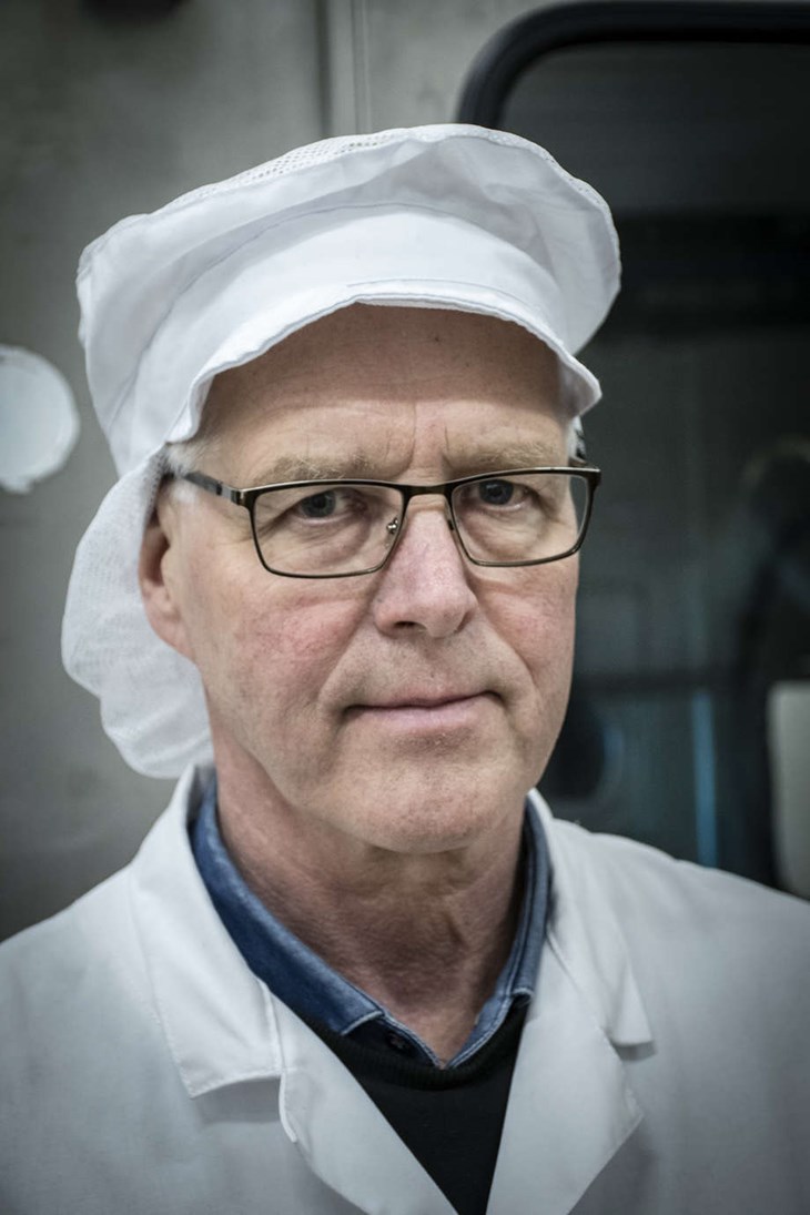 Staffan Eklöv nämner att ett 60-tal bönder levererar tre gånger mer mjölk till Grådö nu jämfört med när mejeriet startade 1953. Foto: Christian Larsen