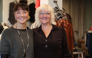 Brunt och smarta accessoarer – här är höstmodet