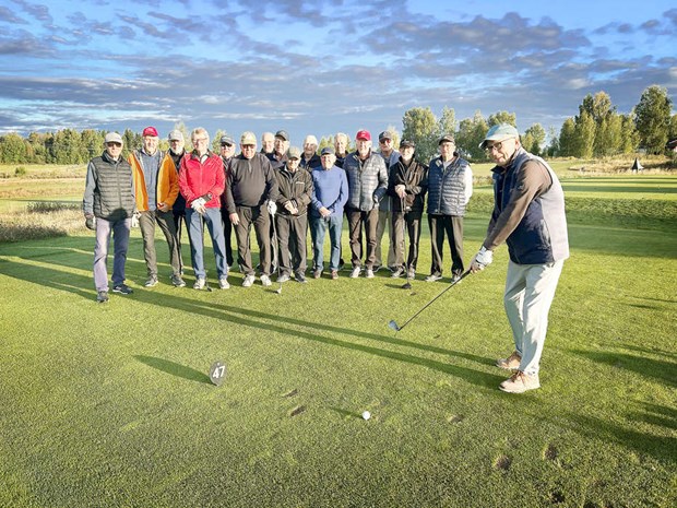 Gubbar, golf och gemenskap