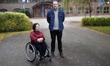 S och M krokar arm på nytt