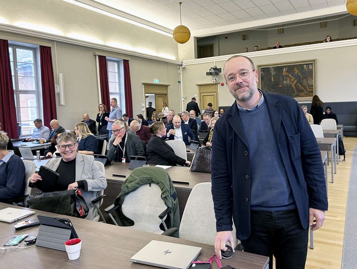 Erik Nises (S) är glad att få vara med och styra Borlänge i minst fyra år till. Foto: Karin Diffner